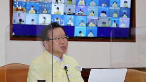 김총리 “영업시간 단축, 죄스러운 심정…4차 유행 반드시 끊을 것”