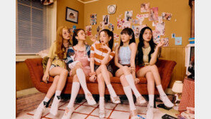 역시 서머 퀸…레드벨벳, ‘퀸덤’으로 주간 음반 차트 1위