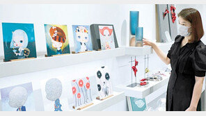 백화점에 아트샵 문열어… “예술작품 보러 오세요”