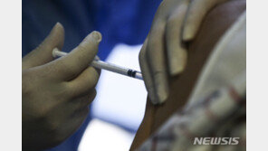 영국서도 외면받는 AZ…“백신 사업 철수하자” 목소리도