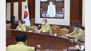 홍남기 “국민지원금 추석 전 지급…추석성수품 30일부터 공급 확대”