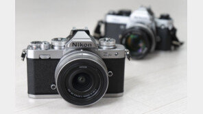 [리뷰] 필름의 감각을 품은 미러리스 카메라, 니콘 Z fc