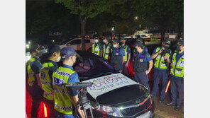 방역정책 불만 자영업자 차량시위 