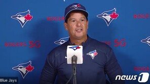 ‘3피홈런 류현진’ 몬토요 감독 “좋은 공 던지고도 안타 맞아”