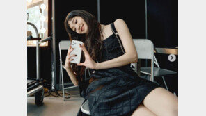 김고은, 가냘픈 팔·다리로 늘씬 몸매 인증…한효주 등 “너무 이쁘네”