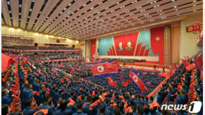 김정은, 청년절 ‘축하문’…탄원 치켜세우고 “애국의 길 끝까지”