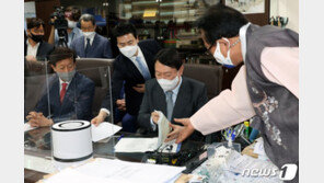 홍준표 “윤석열 뭘 몰라, 두테르테는 나아닌 文…당신은 두테르테文 하수인”