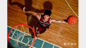 KBL 특급선수들에 블록 당한 게 분한 고교생