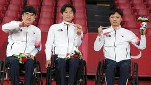 패럴림픽 남자 탁구 선수들 귀국…3년 뒤 파리 향하는 ‘금빛 꿈’