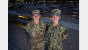 9·11테러 당시 펜타곤 어린이집서 생존한 자매 ‘군인의 길’