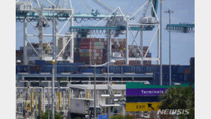 美 항구 적체 심화…“내년까지 이어질 듯” WSJ