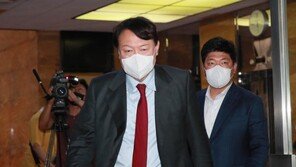 이준석, ‘고발 청탁’ 의혹 尹 긴급면담…“후보 검증단 구성 착수”