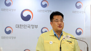 정부 “한 달간 유행 안정되면 10월부터 위드코로나 단계적 이행”