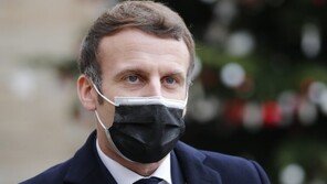 “한달에 얼마 받아요?” 초등생 질문에 마크롱 답변은