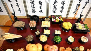 올 추석 차례상, 전통시장 22만원, 마트 28만원…작년보다 5~6% 올라