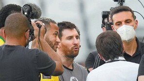 브라질-아르헨, 5분 만에 ‘방역논란’ 경기중단