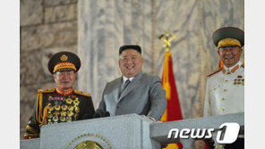 강등됐던 박정천 당 정치국 상무위원으로…북한, 군부 재정비