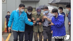 "전자발찌 찼는데 죽일까" 여성 협박 50대 檢송치…고개숙이고 혐의부인