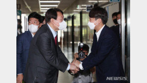 이준석 “尹 의혹, ‘생태탕 시즌2’일수도…문제는 고발장 전달자”