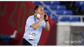 김학범 감독 “태국 사령탑? 말도 안 되는 소리”