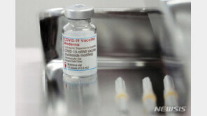 日 40대男, 또 모더나 접종 후 사망…이물질 발견된 백신 접종