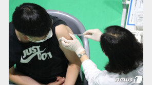 정부 “잔여백신 예약, 2차 접종으로 확대 검토”