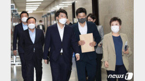 [속보]이준석, ‘고발사주 의혹’에 “공명선거추진단 구성, 단장 김재원”