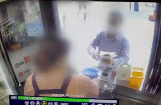 “호떡 던진 손님, 끝까지 당당하더라…강력 처벌 원해”