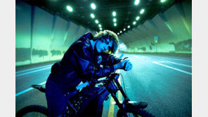 “함께 하면 뜬다” 저스틴 비버의 새 전성기[죽기전 멜로디/이대화]