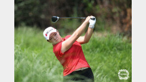 장하나, KB금융 ‘와이어 투 와이어’ 우승…통산 15승