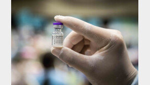 화이자 백신 접종 20대 5일 만에 사망, 경찰 “시신 부검 결과 지켜봐야”