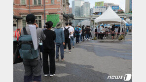 교육부 “12~17세 신속한 접종 필요…접종 여부는 자율로”