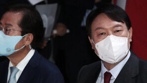 윤석열 ‘보수층 결집’ vs 홍준표 ‘골든크로스’