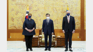 文 “한·호주, 아·태 대표 중견국…전략적 소통 강화”