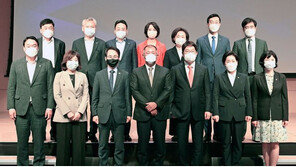 정의선 “로보틱스 분야 인재 흡수… 구글 등과도 협력 확대” 