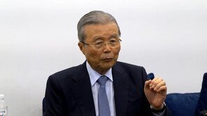 김종인 “이준석, 아직 대표가 뭔지 몰라…‘이대남 잡으면 승리’는 착각”