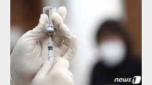 화이자 ‘어린이용 백신’ 임상 속도…볼라 CEO “5세 미만 내달 결과”