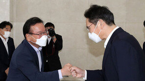 이재용 “청년 일자리 3년간 3만개 더 만들것”… 김부겸 “국민의 기업 삼성다운 과감한 결단” 