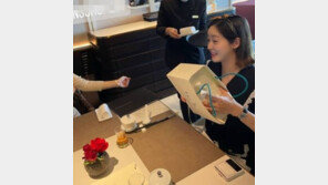 ‘쌍둥이 임신’ 성유리, 여전한 요정 비주얼…“둥이 선물 고마워” 