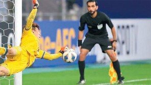 체공 길고 유연한 ‘조현우 다이빙’이 울산 구했다