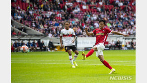 프라이부르크 정우영 “내 롤모델은 네이마르, 항상 영상 찾아봐”