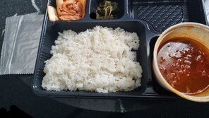 “반찬은 착한 사람 눈에만 보이나”… 軍 또다시 부실 급식 논란 