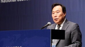 김광두 “캠프 참여 사실무근”…이낙연측 “착오로 잘못 들어가”