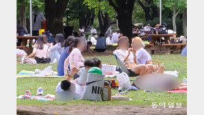 시민들 성급한 ‘위드 코로나’… 서울 주말 이동, 4차 유행前 수준 