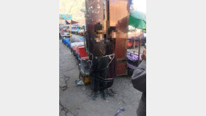 3일 굶은 가족 위해 빵 훔친 아프간 소년… 탈레반은 기둥에 묶어 처벌