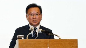 金총리 “반만년 역사 언제나 그랬듯 코로나 위기 이겨낼 것”