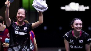 21년 만에…신유빈·전지희, 아시아탁구 여자복식 우승