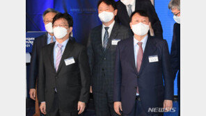 王자→항문침→삿대질…윤석열·유승민, 진실 공방 격화