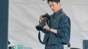 ‘지헤중’ 장기용, 패션 포토그래퍼로 변신…송혜교와 로맨스