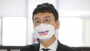 김웅 “녹취록 공개는 낡은 수법”…민주당 “‘우리’ 실체가 뭐냐”
